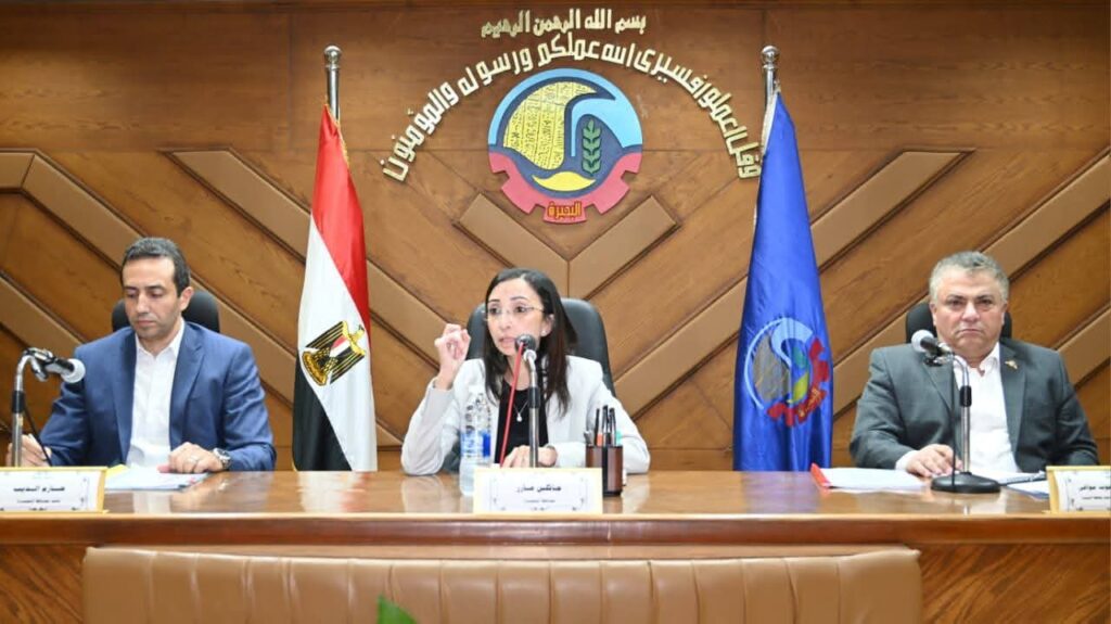 محافظ البحيرة : حملات يومية على الأسواق ولن يُسمح بأي زيادة غير مبررة في الأسعار whatsapp image 2025 10 23 at 16.39.08 c88b8dfc