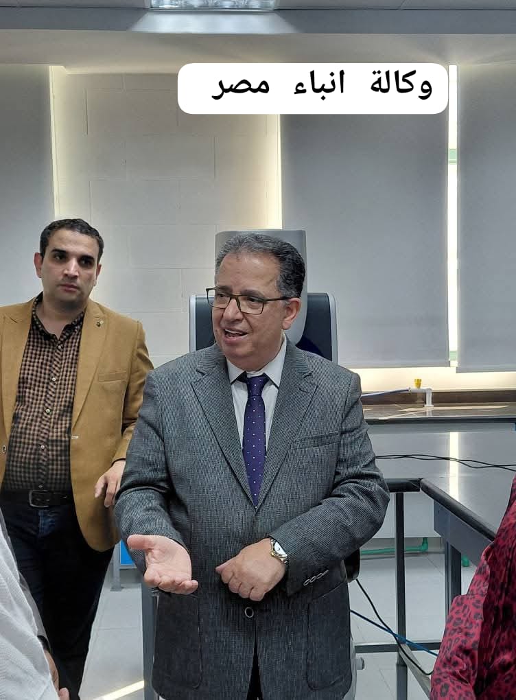 الأستاذ الدكتور يحيى المشد رئيس جامعه الدلتا ضمير حى حكايه من نور علم وأمل مثال طيب يحتذى به وحلم الشباب whatsapp image 2025 11 04 at 21.23.42 5b2ed921