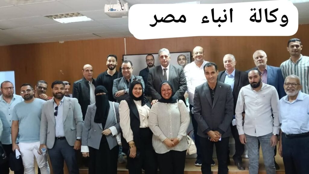 صحة كفر الشيخ حضور وكيل وزارة الصحة اجتماع إدارة العلاج الحر بمديري المستشفيات الخاصة لتعزيز الالتزام بمعايير الجودة والسلامة whatsapp image 2025 11 06 at 20.50.41 75b65d9c