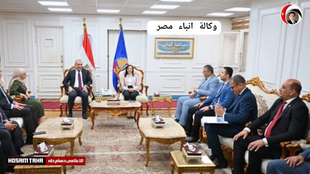 الدكتورة جاكلين عازر محافظ البحيرة تستقبل الرئيس التنفيذى للبنك الزراعي المصرى لتعزيز التعاون الزراعى whatsapp image 2025 11 26 at 23.28.20 16f0ba4e