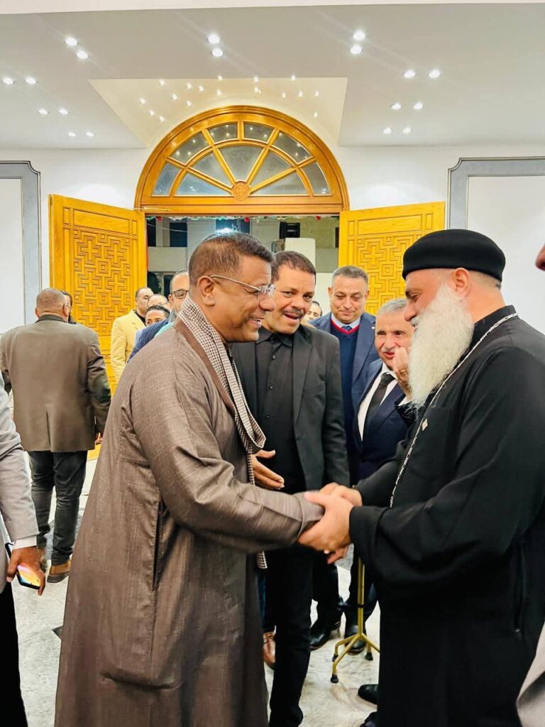 عبد الرحمن بشارى عضو مجلس النواب يزور الكنائس بالأقصر لتهنئه الإخوة الأقباط بعيد القيامة المجيد whatsapp image 2026 01 07 at 4.03.35 pm