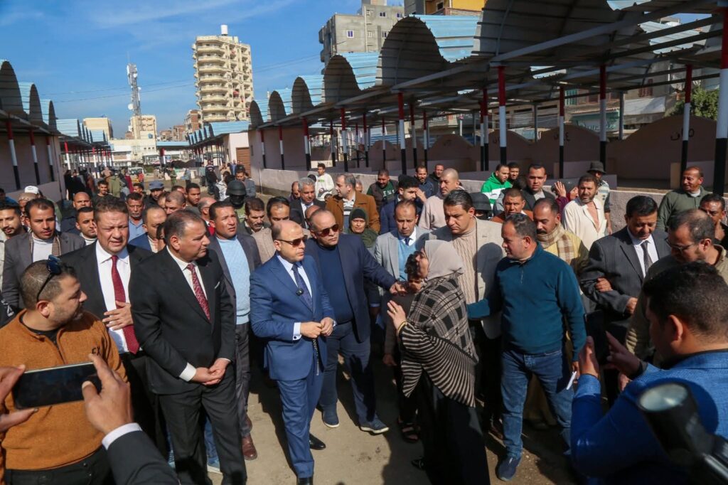 . محافظ كفرالشيخ يستمع لشكاوى وطلبات أهالي سيدي سالم.. وسط إشادات المواطنين whatsapp image 2026 01 08 at 3.48.37 pm