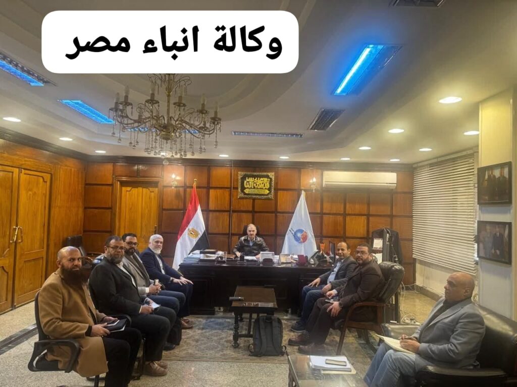 رىيس شركه المياة بكفر الشيخ يلتقى بعضو مجلس النواب. whatsapp image 2026 02 01 at 7.00.14 pm