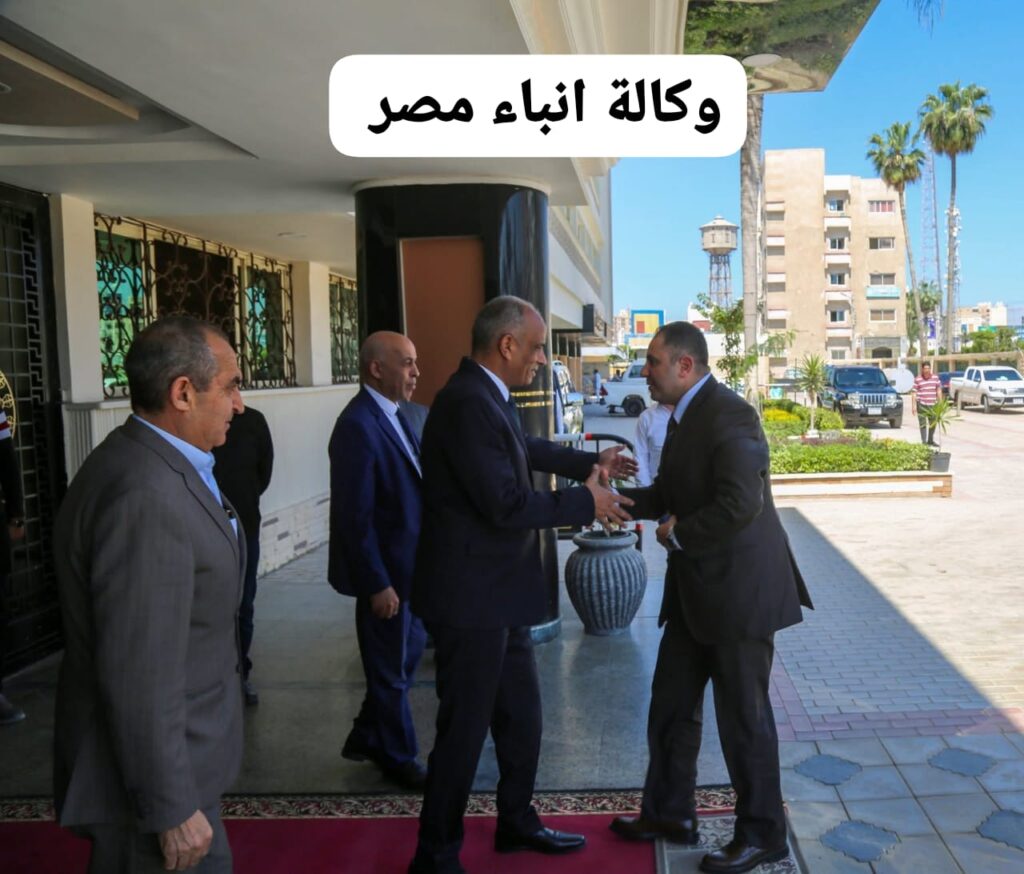 محافظا كفرالشيخ ودمياط يبحثان تعزيز الشراكة المؤسسية والتعاون في عدد من المحاور التنموية والخدمية whatsapp image 2026 04 22 at 9.29.20 pm